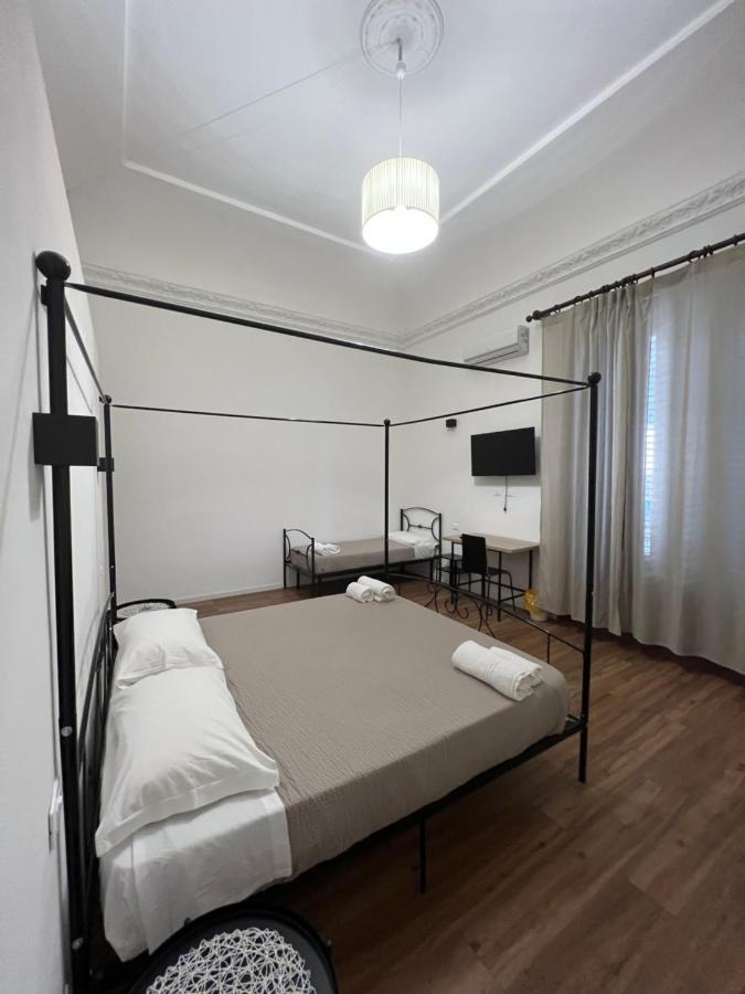 Casa Fileti Bed & Breakfast Palermo Bagian luar foto